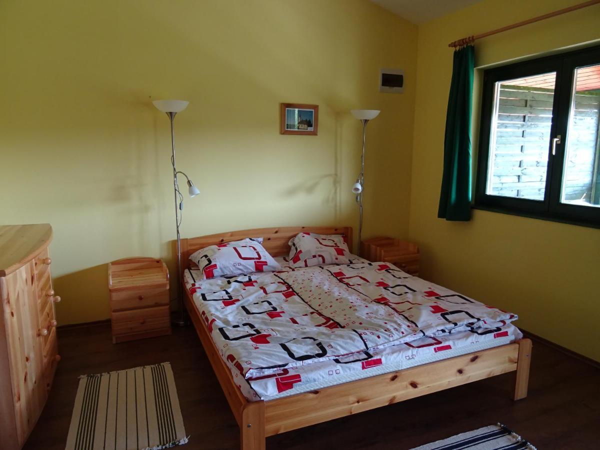 Kisrejtek Apartmanhaz Lispeszentadorján Εξωτερικό φωτογραφία