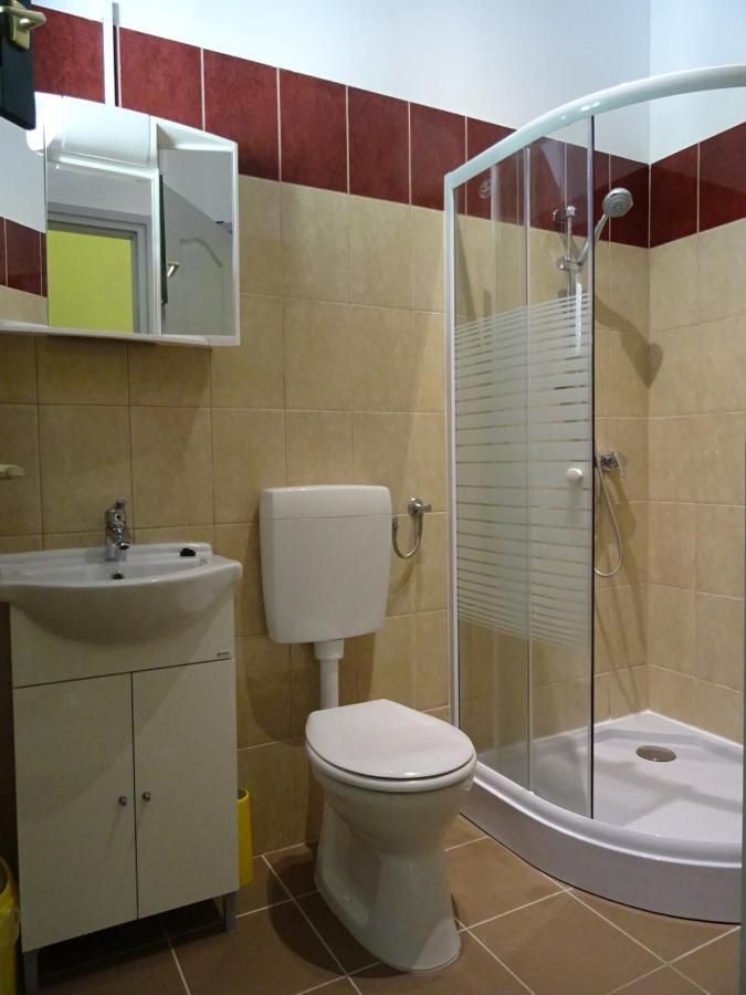 Kisrejtek Apartmanhaz Lispeszentadorján Εξωτερικό φωτογραφία
